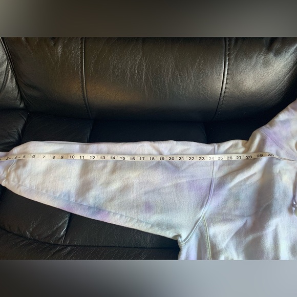 Champion Hoodie | Tie Dye | Size Large | Sweatshirt - Picture 6 of 9